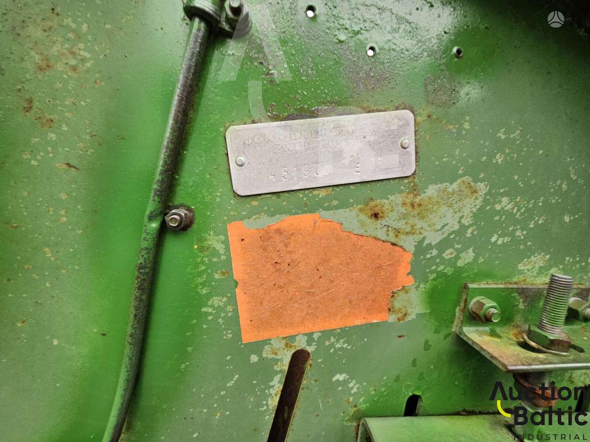 John Deere 965, combine harvesters