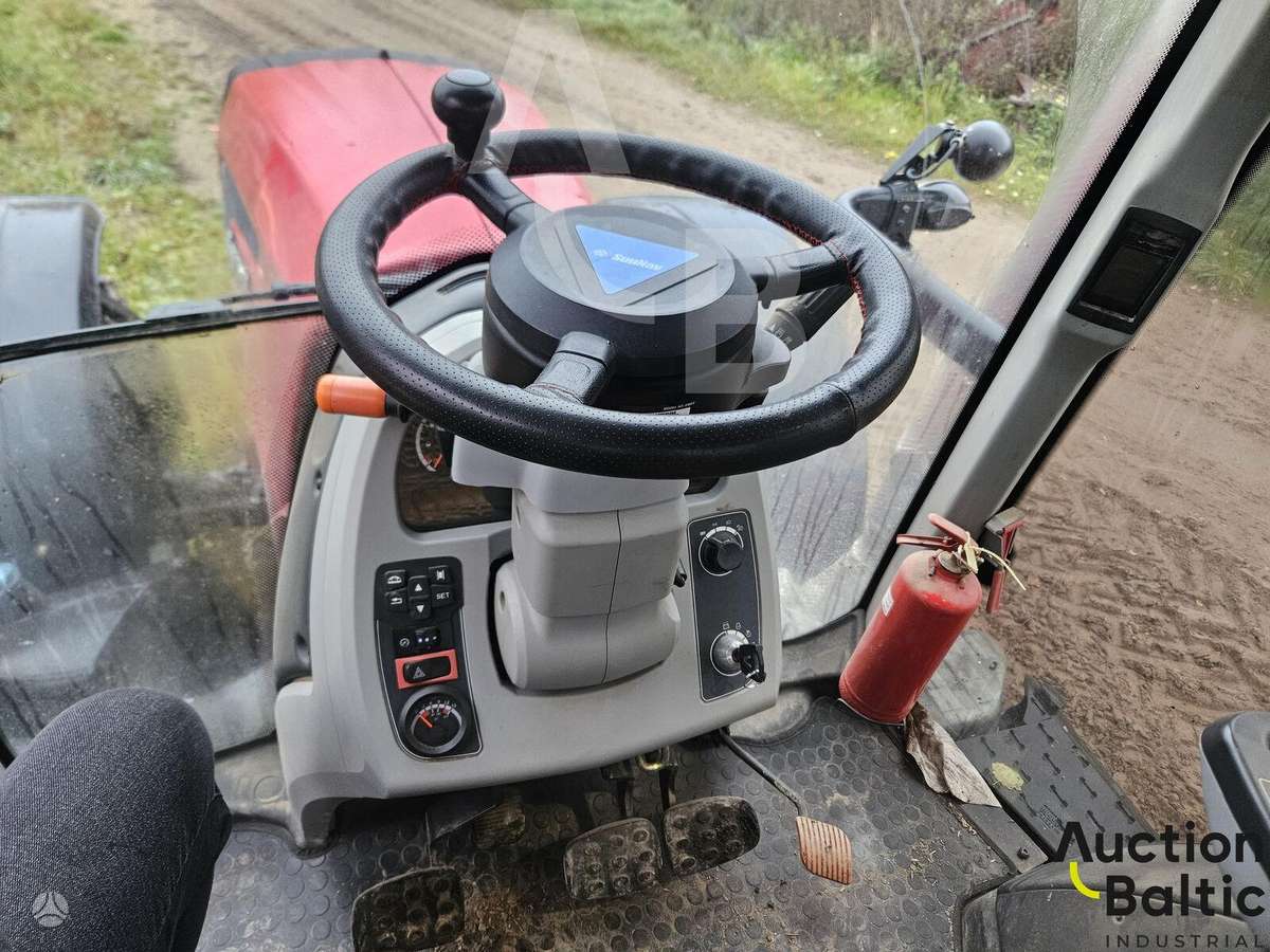 Valtra T 174 E, traktori