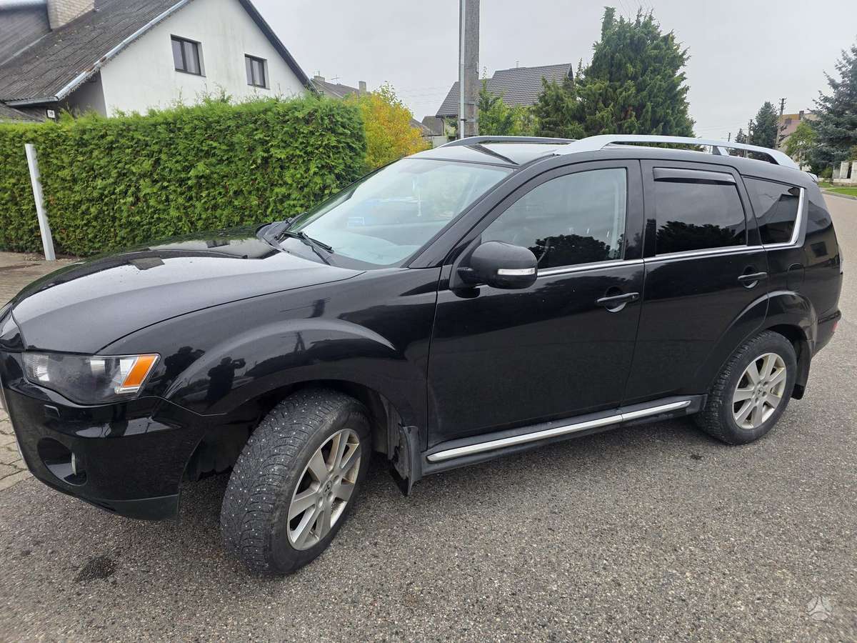 Mitsubishi Outlander