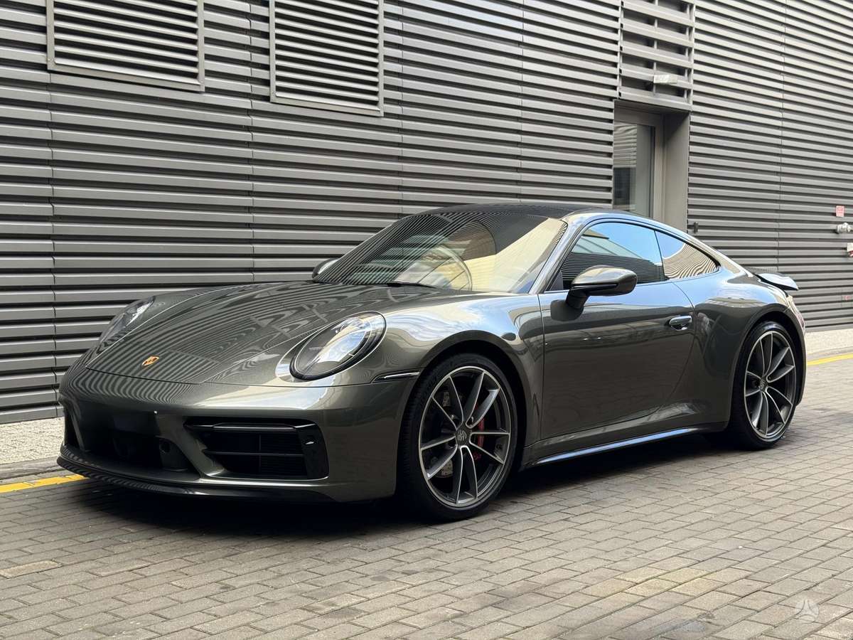 Porsche 911
