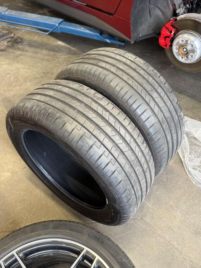 Pirelli Pzero, summer 255/45 R18