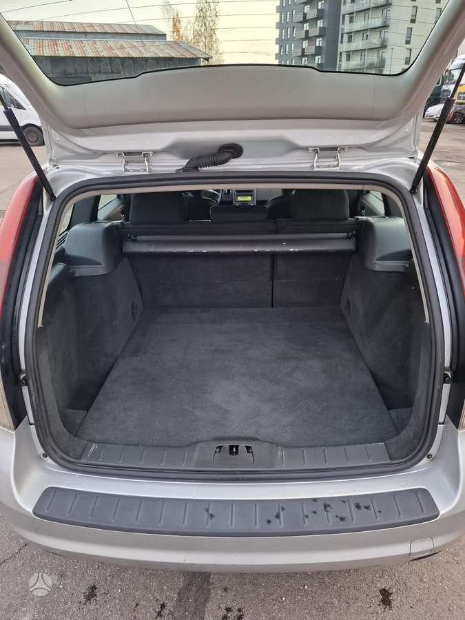 Volvo V50, 2.0 l., Универсал