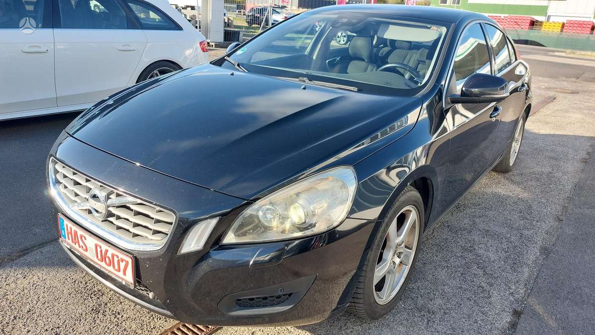 Volvo S60
