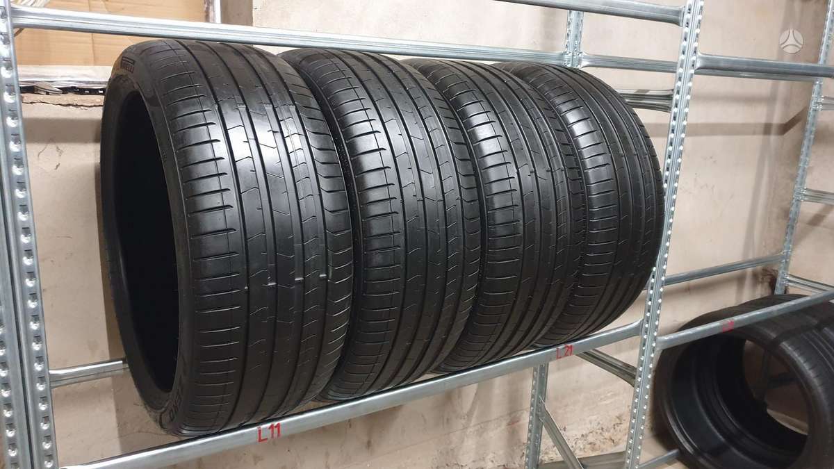 Pirelli PZero TM, летние 275/35 R22