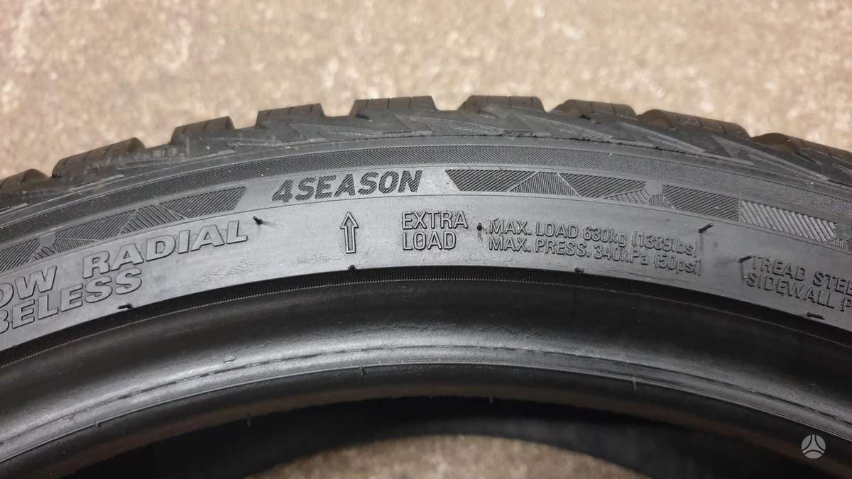Kumho Solus 4SHA32, всесезонные 225/40 R18