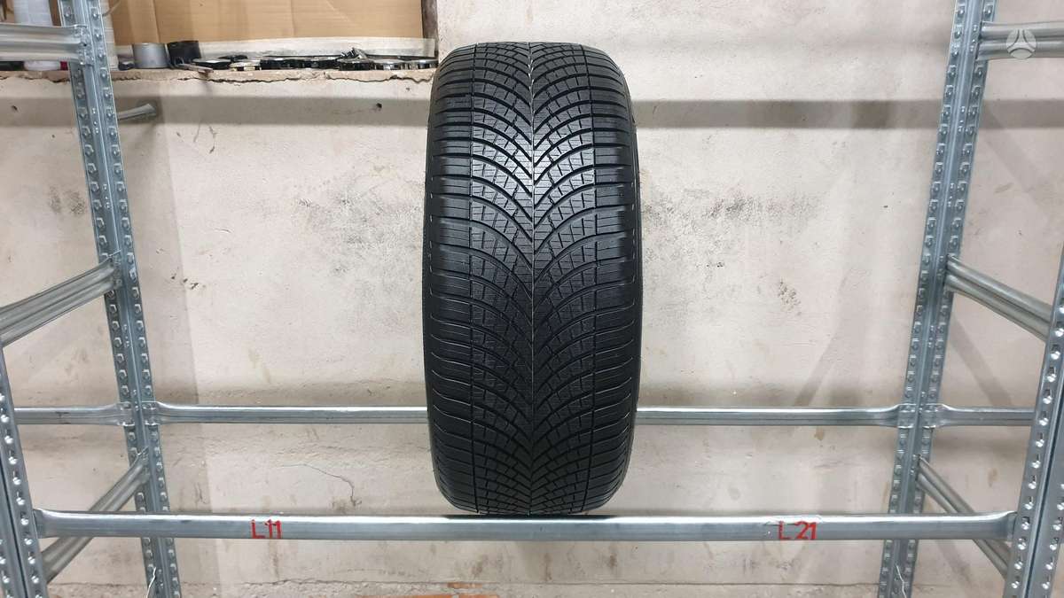 Goodyear Vector4Seasons, universalios 255/40 R21