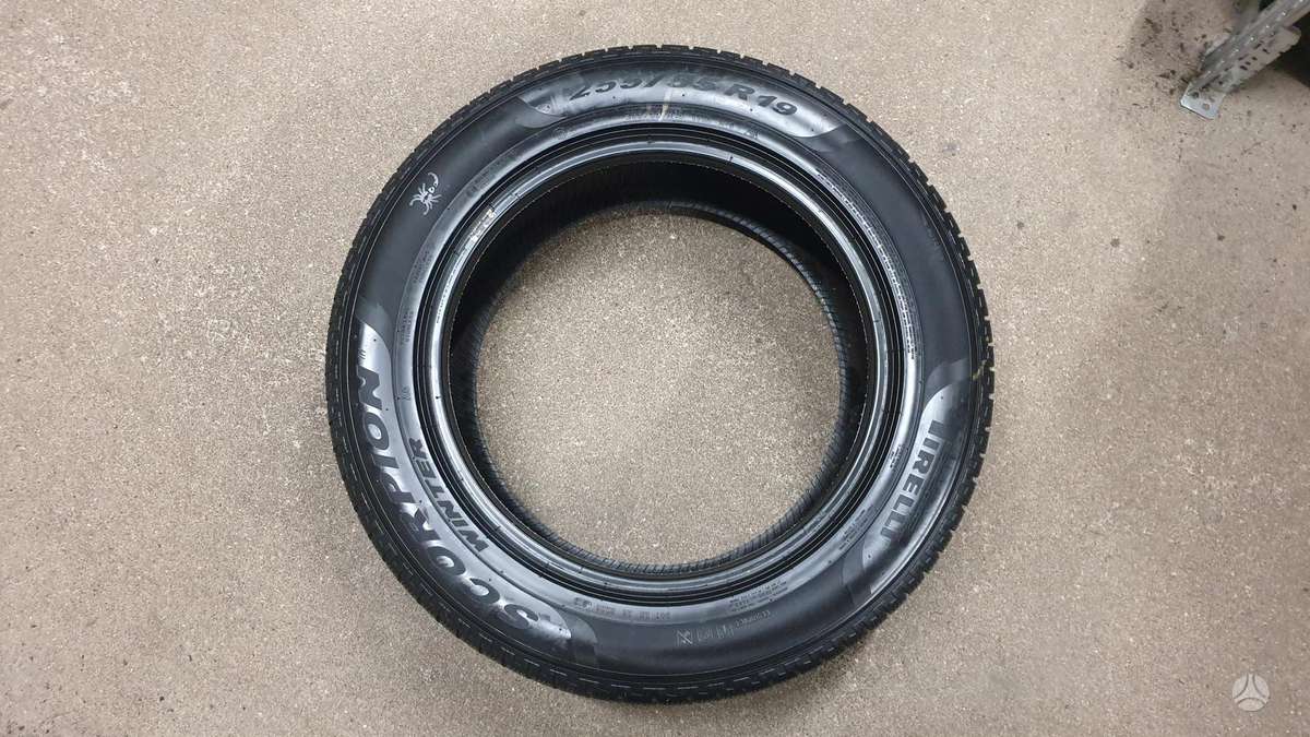 Pirelli Scorpion Winter, зимние 255/55 R19