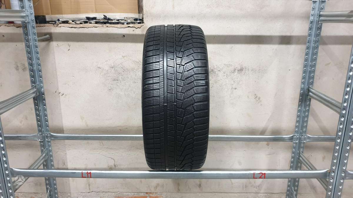 Hankook Winter I'Cept Evo2, зимние 255/40 R20