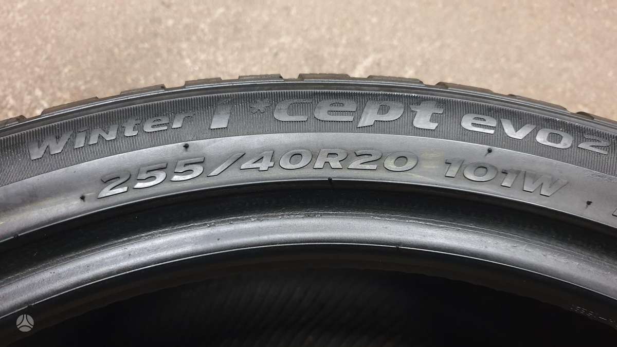 Hankook Winter I'Cept Evo2, зимние 255/40 R20
