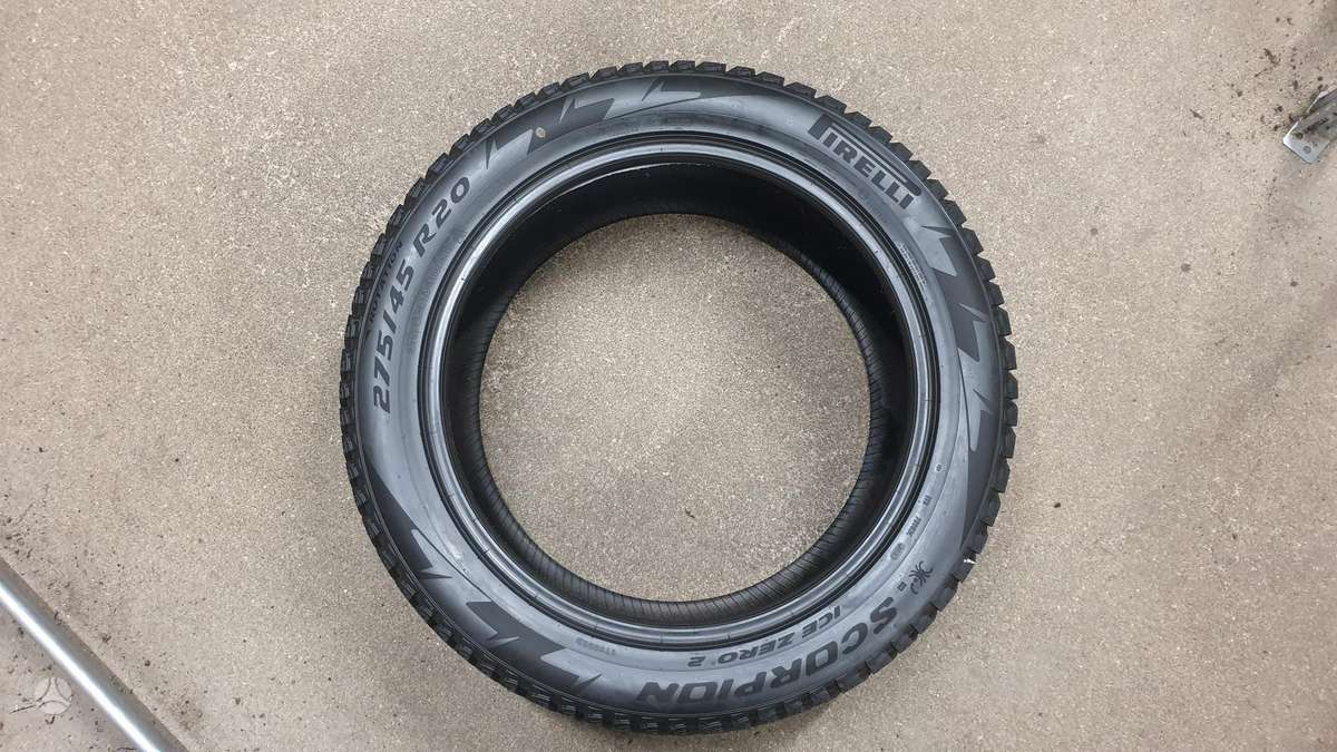 Pirelli Scorpion Ice Zero 2 NAUJA, зимние 275/45 R20