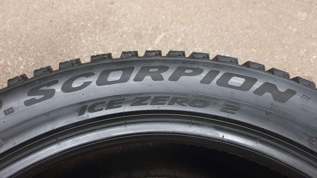Pirelli Scorpion Ice Zero 2 NAUJA, зимние 275/45 R20