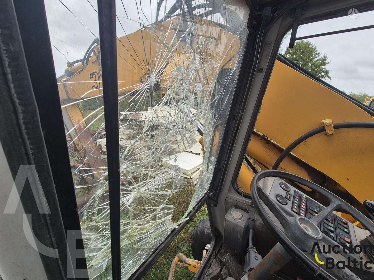 Liebherr A 316, ekskavatoriai