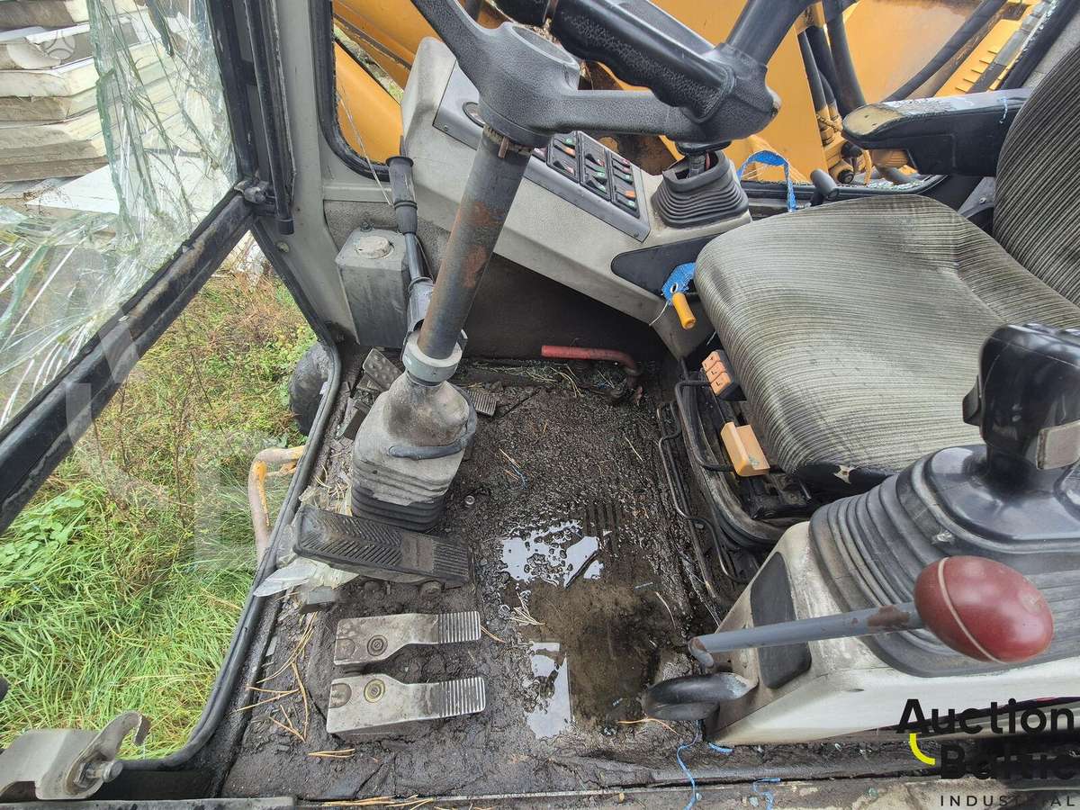 Liebherr A 316, excavator