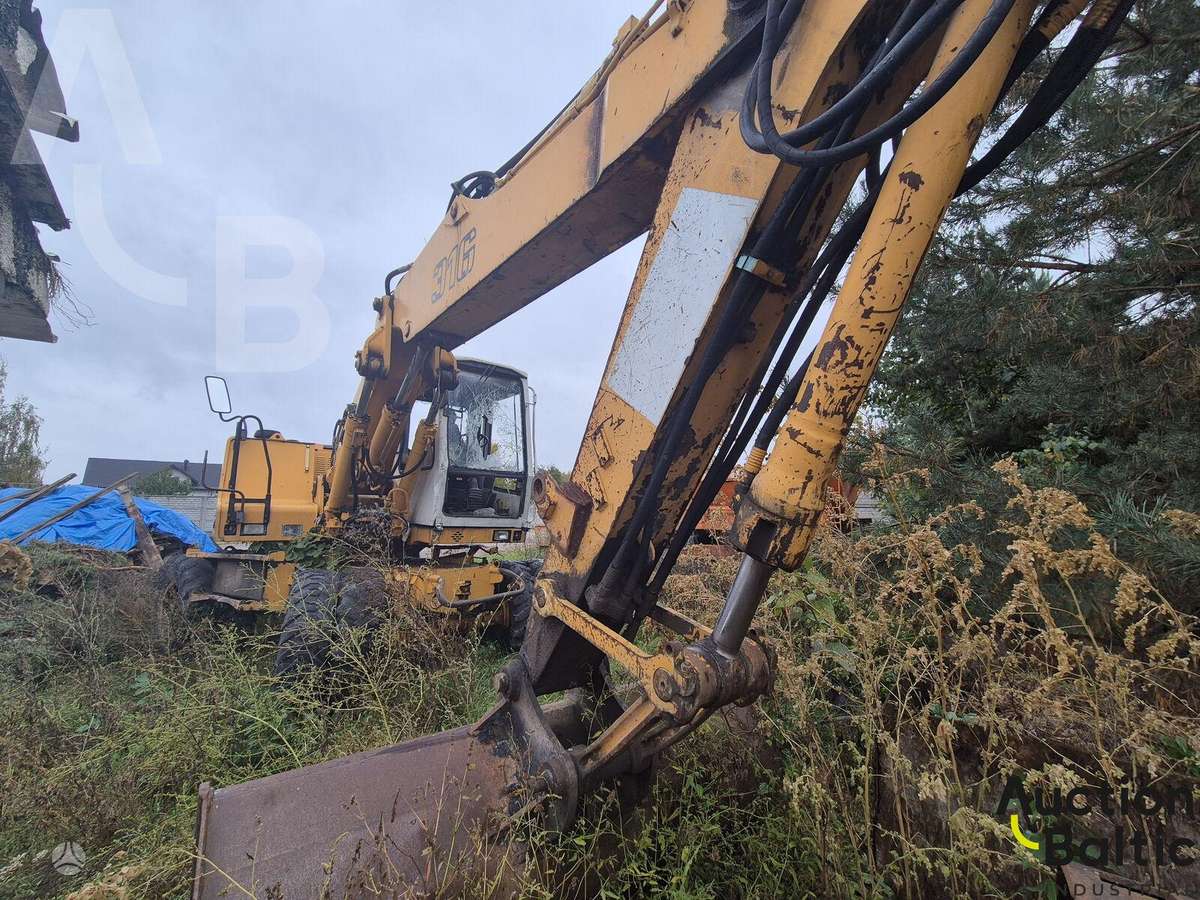 Liebherr A 316, ekskavatoriai
