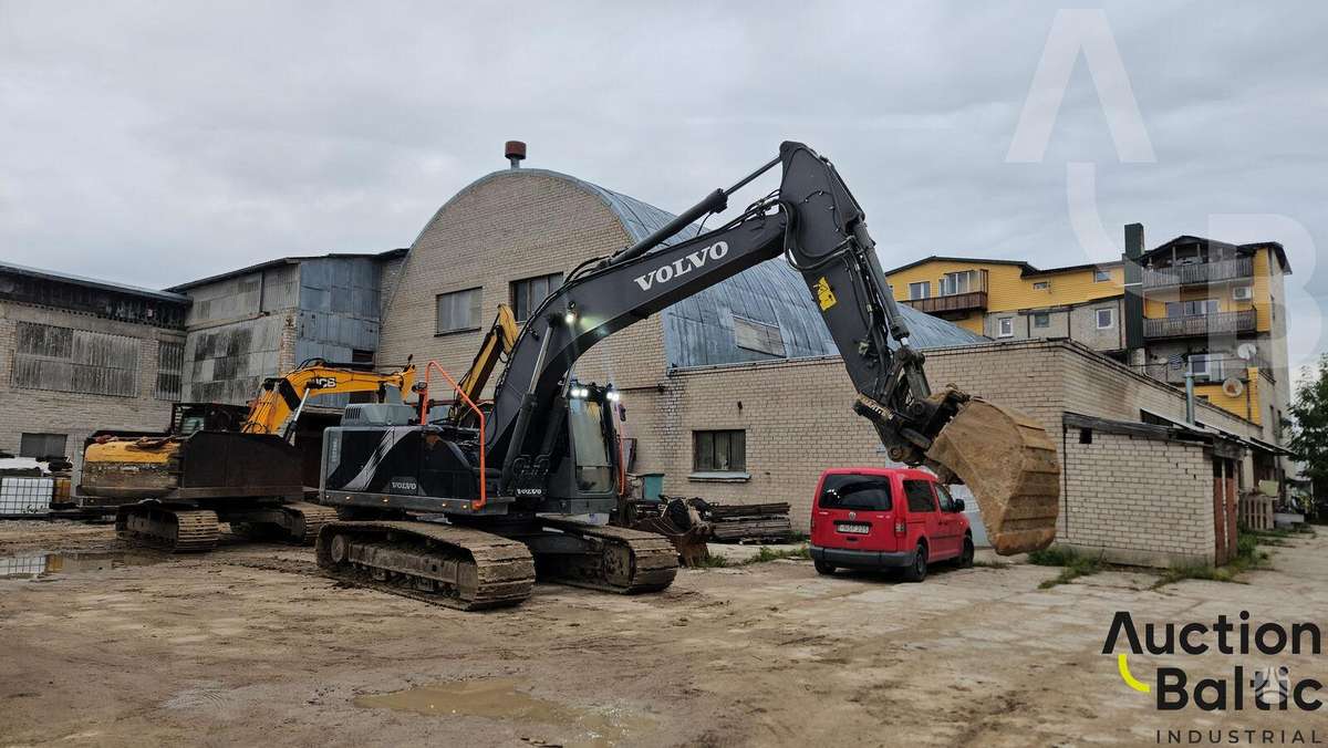 Volvo EC220EL, экскаваторы