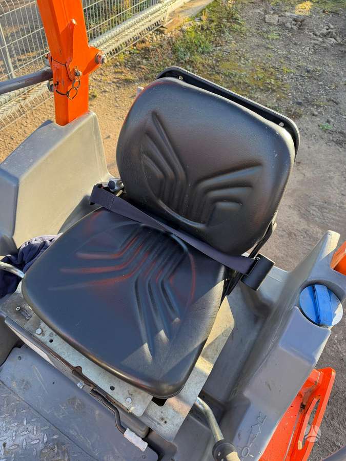 Hamm HD12i VV, vibrator / compactor