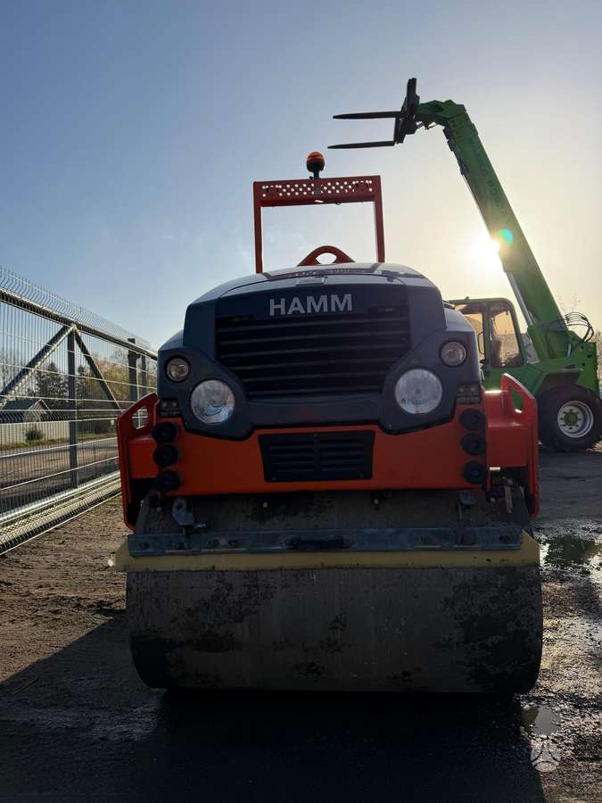 Hamm HD12i VV, vibrator / compactor