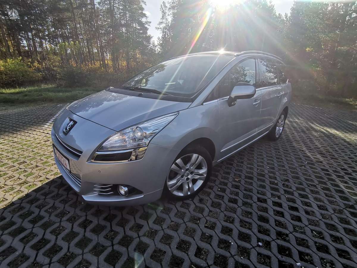 Peugeot 5008