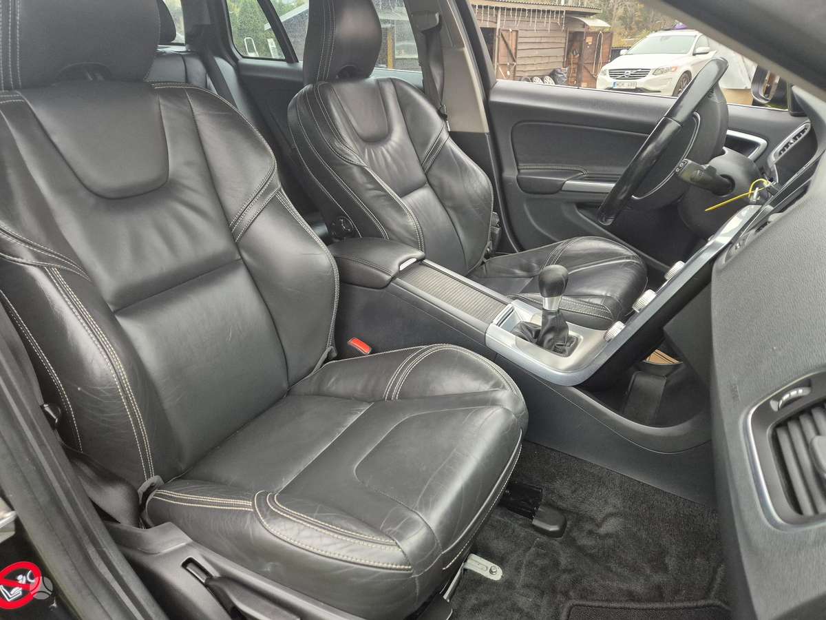Volvo V60, 2.0 l., Универсал