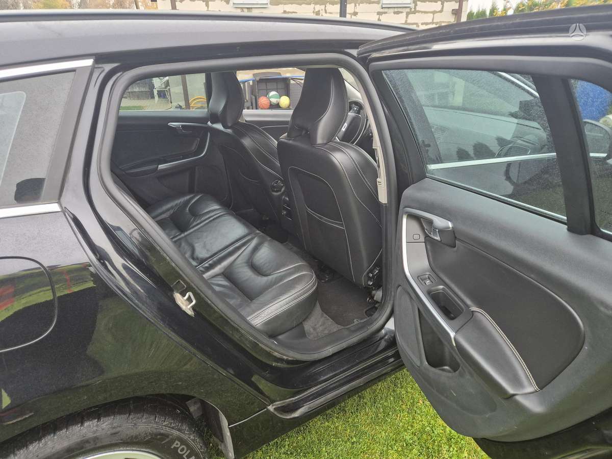 Volvo V60, 2.0 l., Универсал