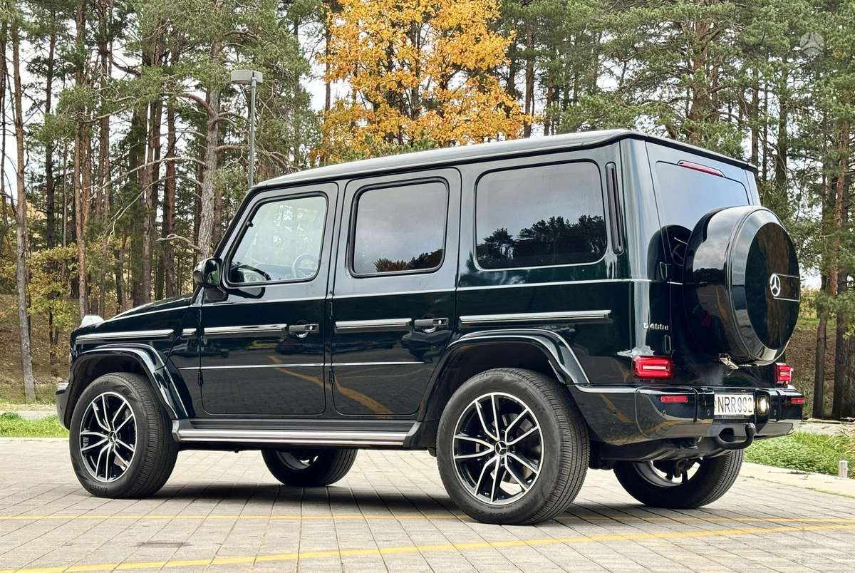 Mercedes-Benz G400