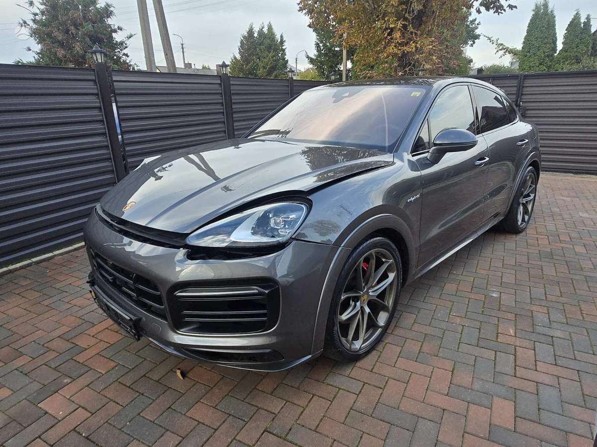 Porsche Cayenne Coupe