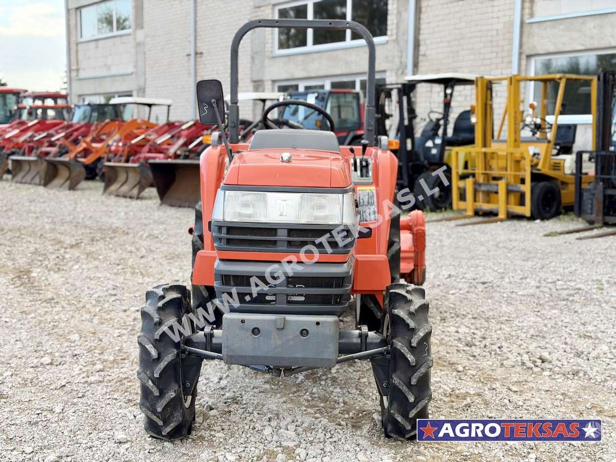 Kubota GT21, тракторы