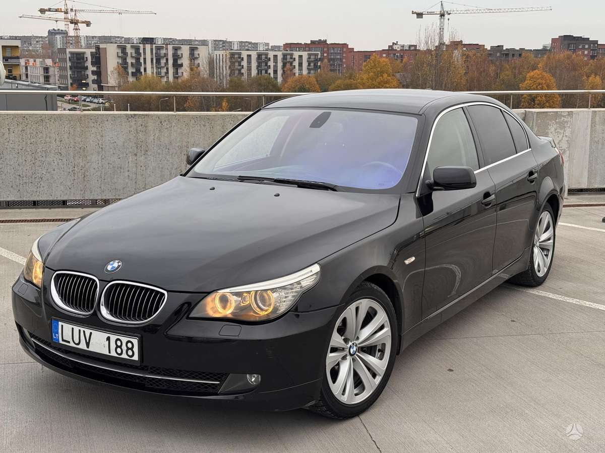 BMW 525