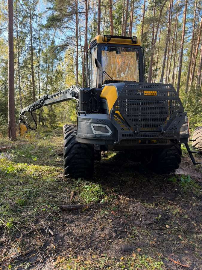 Ponsse Ergo 8w, harvesters