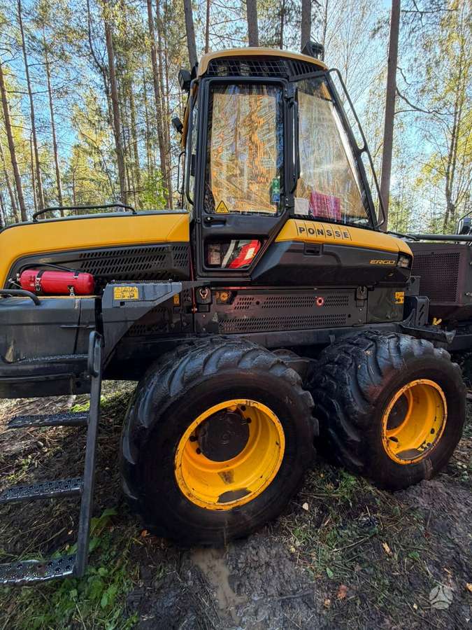 Ponsse Ergo 8w, harvesters