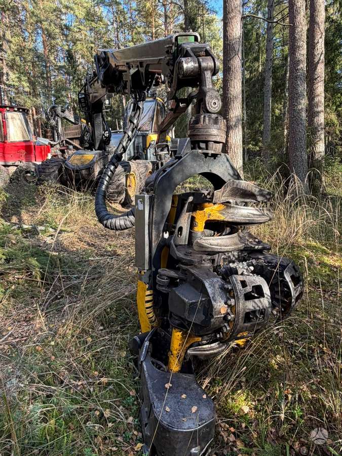 Ponsse Ergo 8w, harvesters