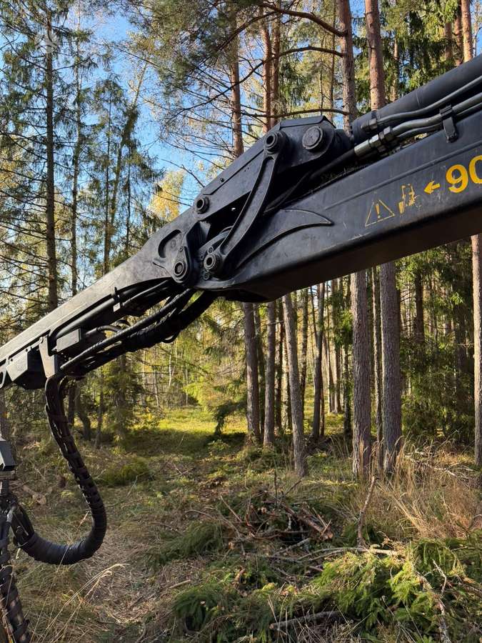 Ponsse Ergo 8w, harvesters