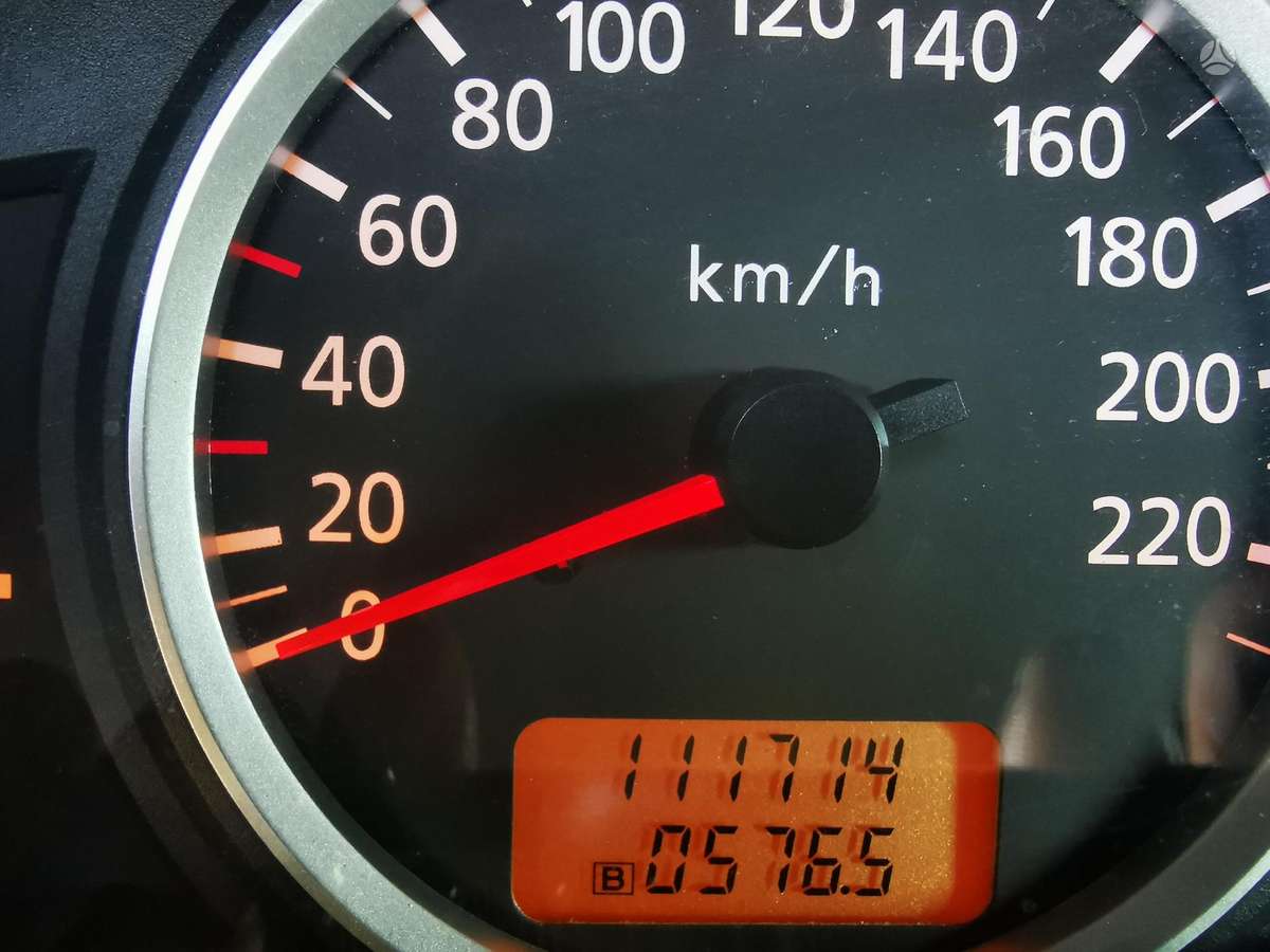 Nissan Almera