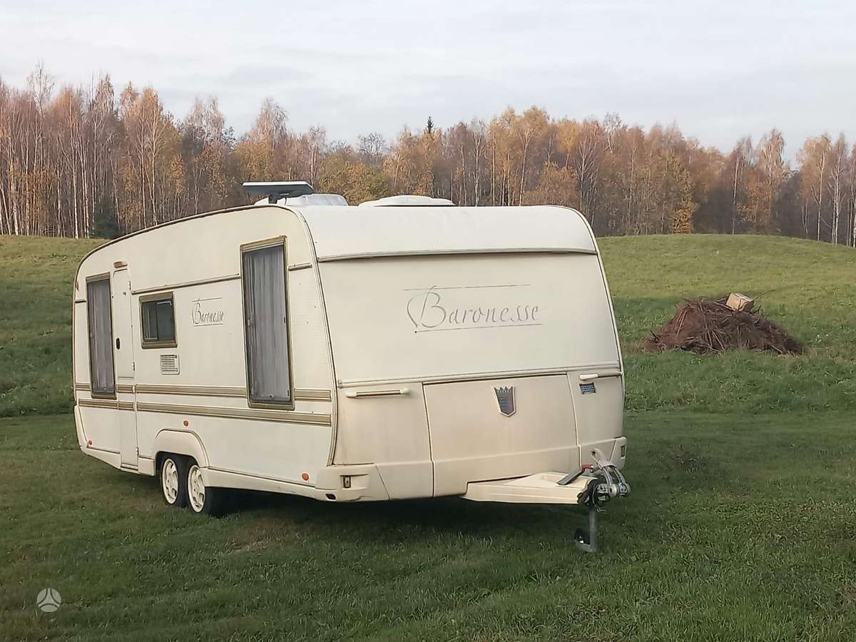 Knaus Tabbert, prikabinami nameliai