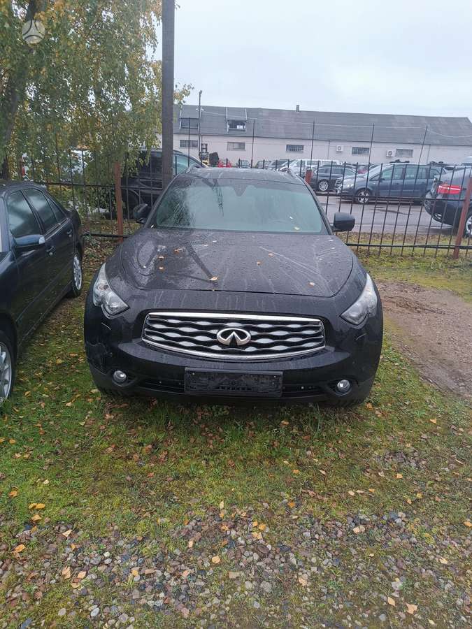 Infiniti FX30