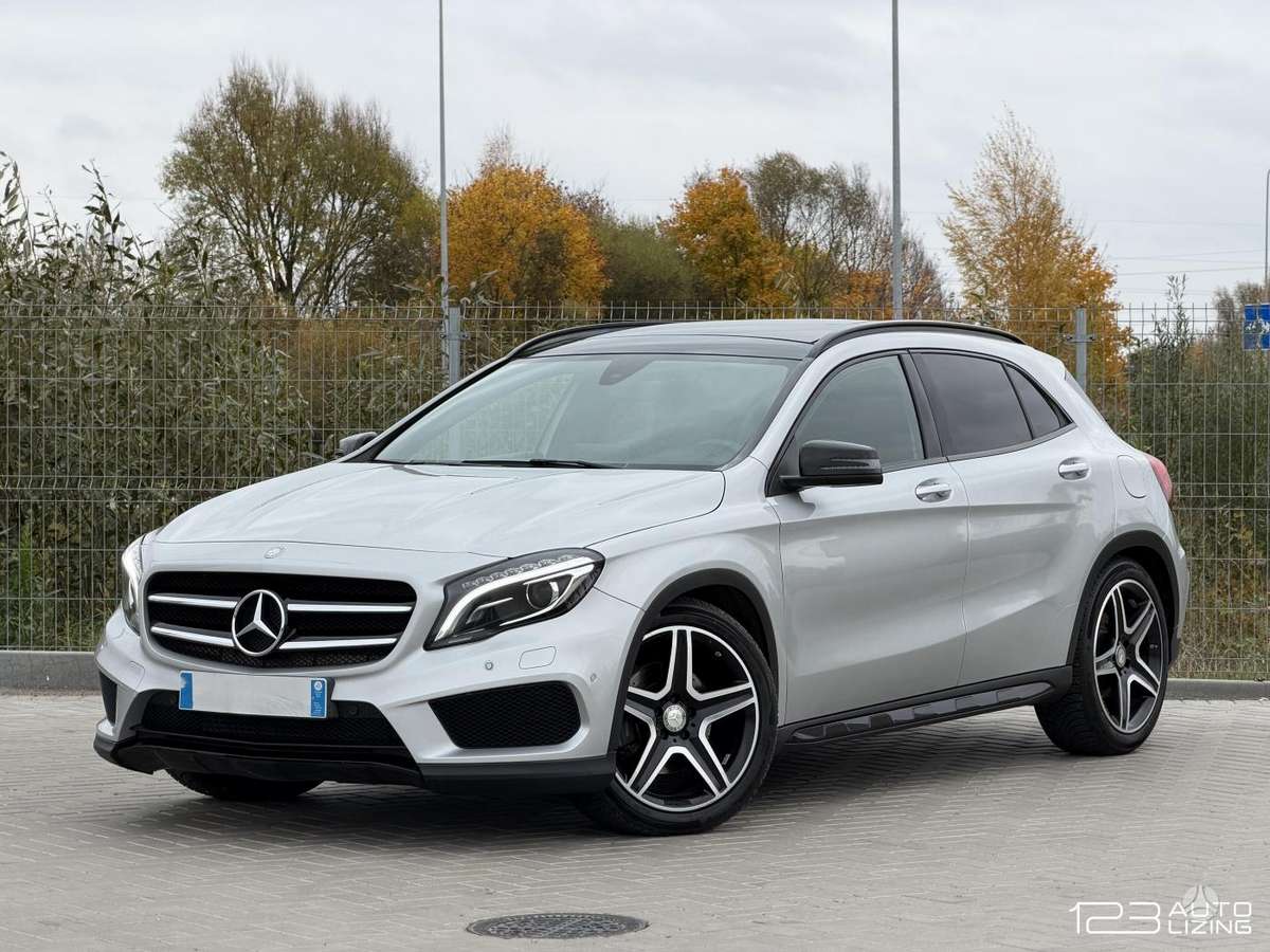 Mercedes-Benz GLA220