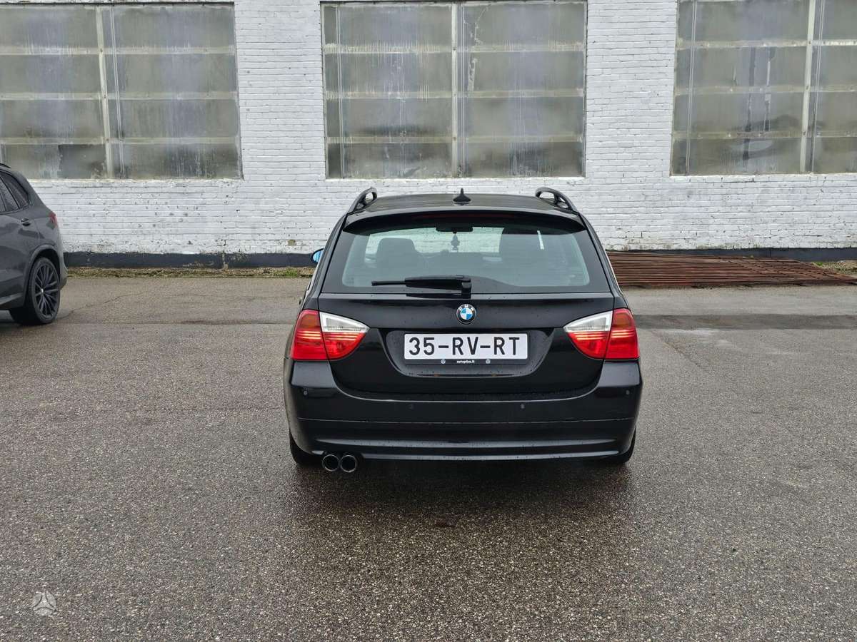 BMW 325, 2.5 l., wagon