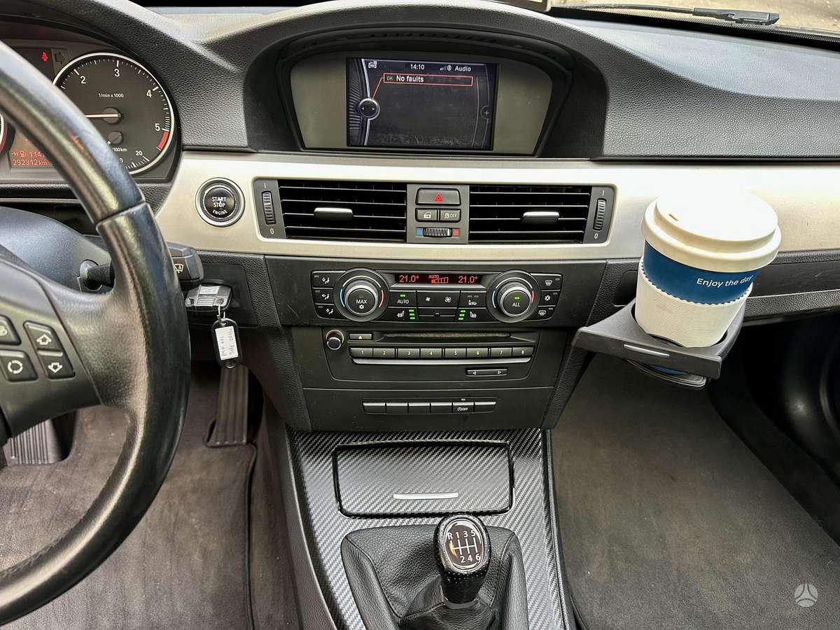 BMW 320, 2.0 l., wagon
