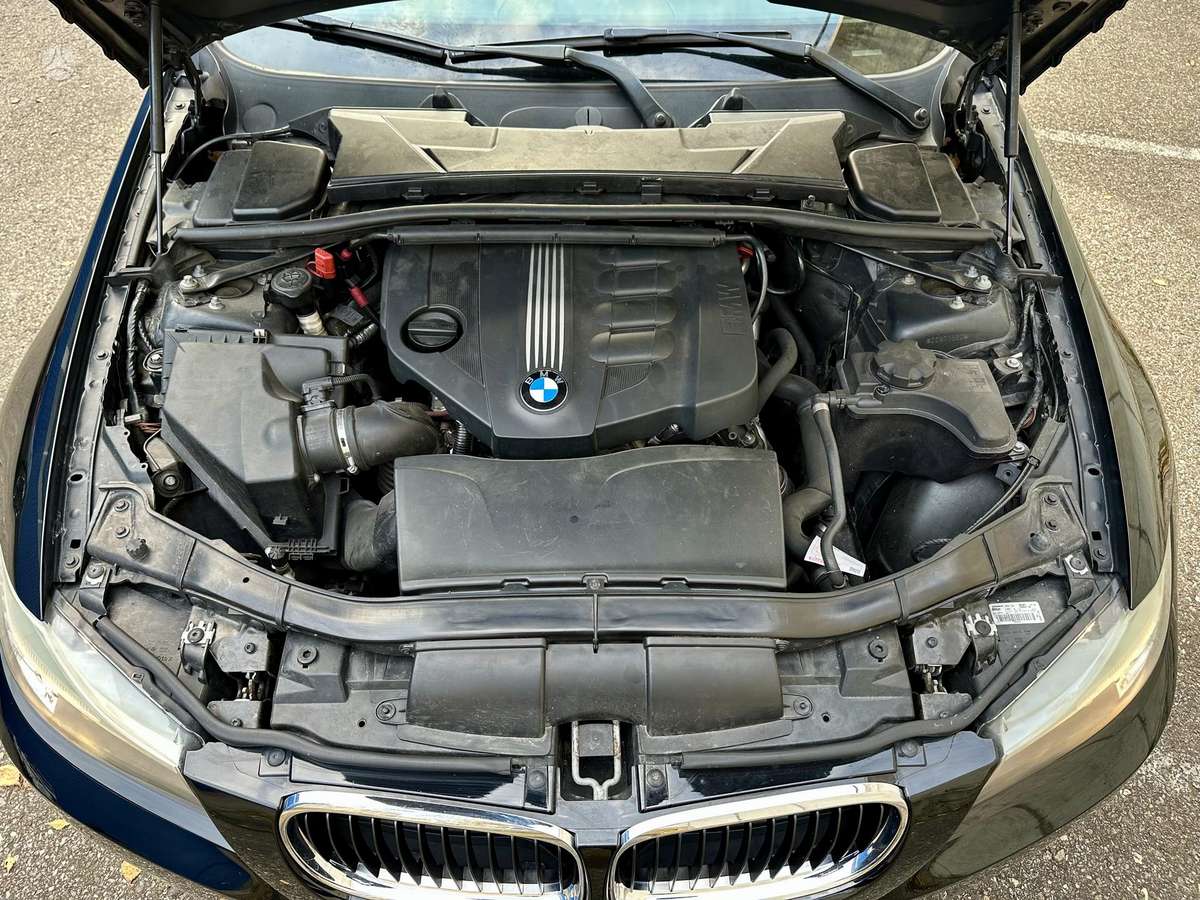 BMW 320, 2.0 l., wagon