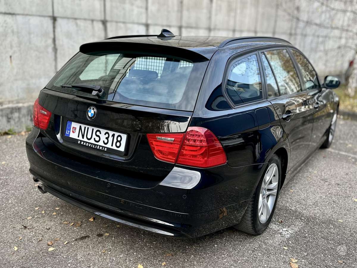 BMW 320, 2.0 l., wagon