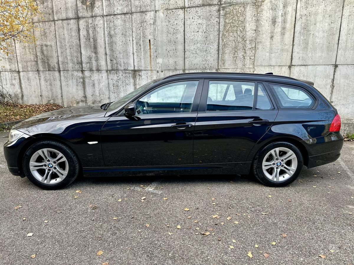 BMW 320, 2.0 l., wagon