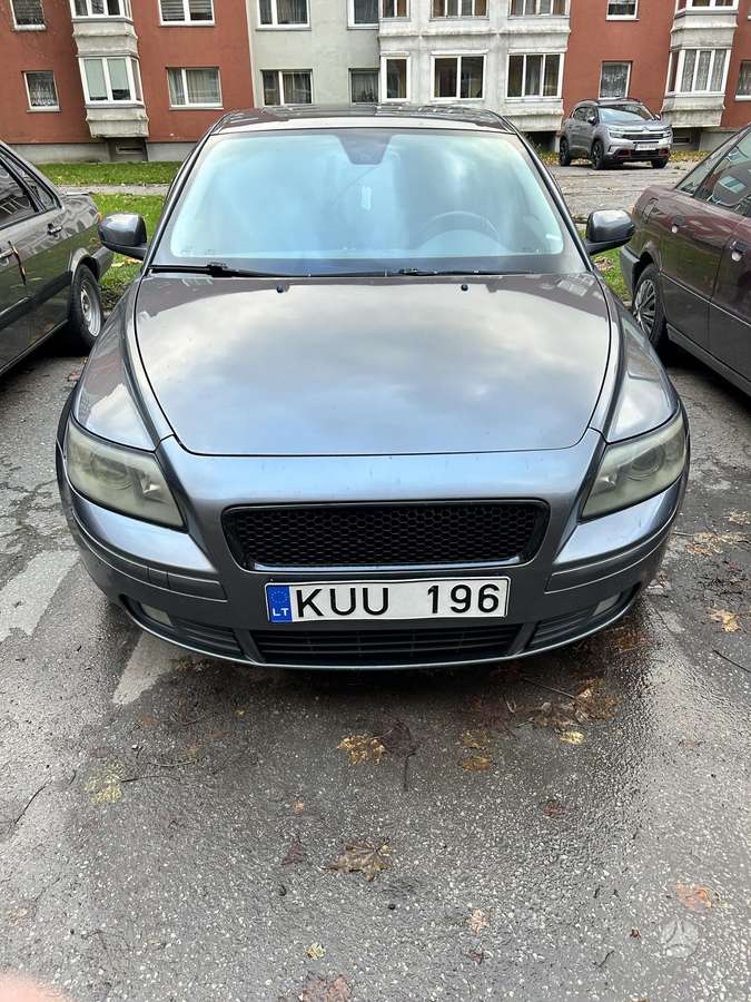 Volvo V50