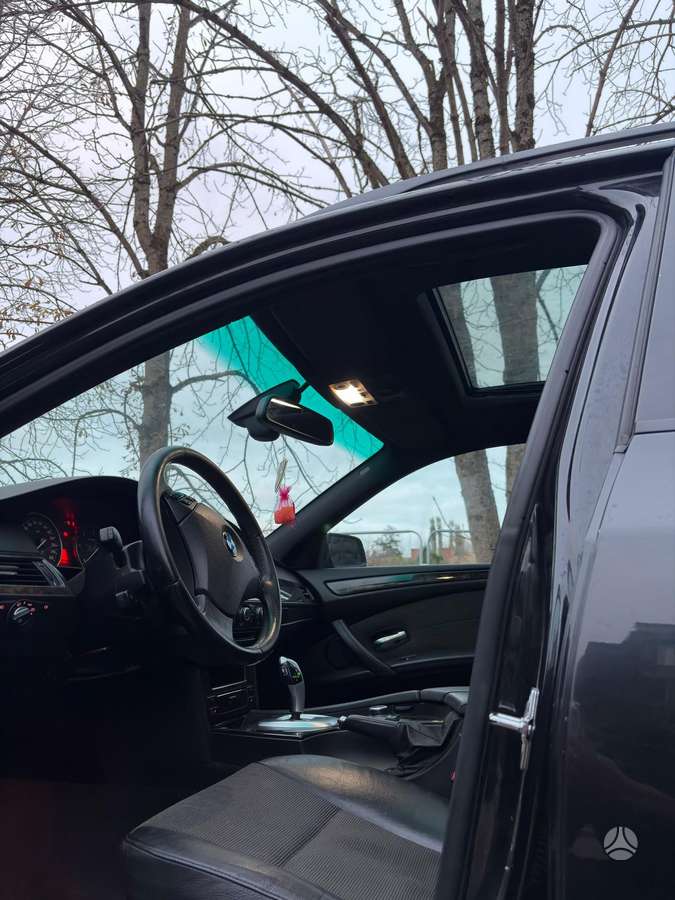 BMW 520, 2.0 l., Универсал