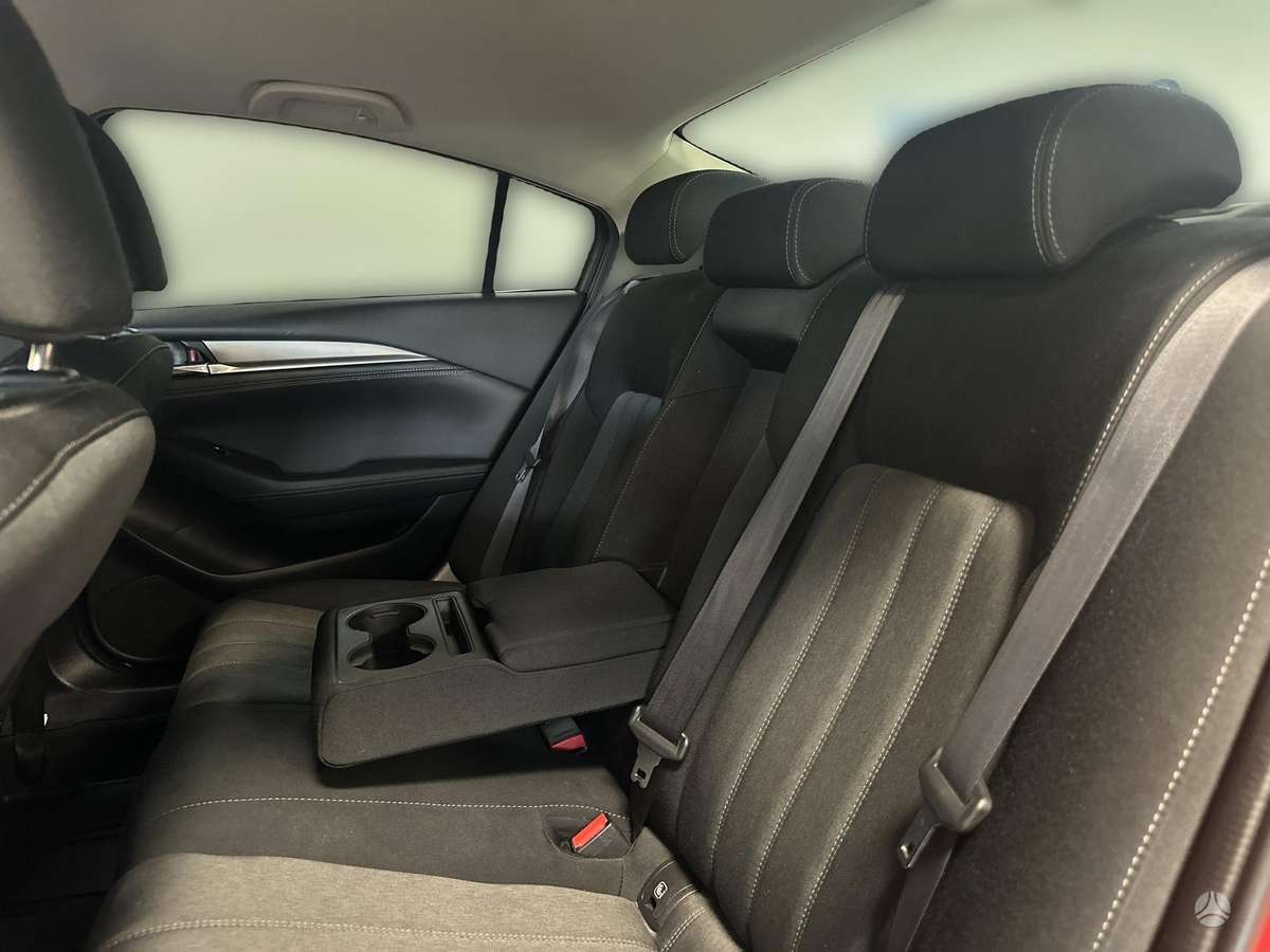 Mazda 6, 2.0 l., Седан