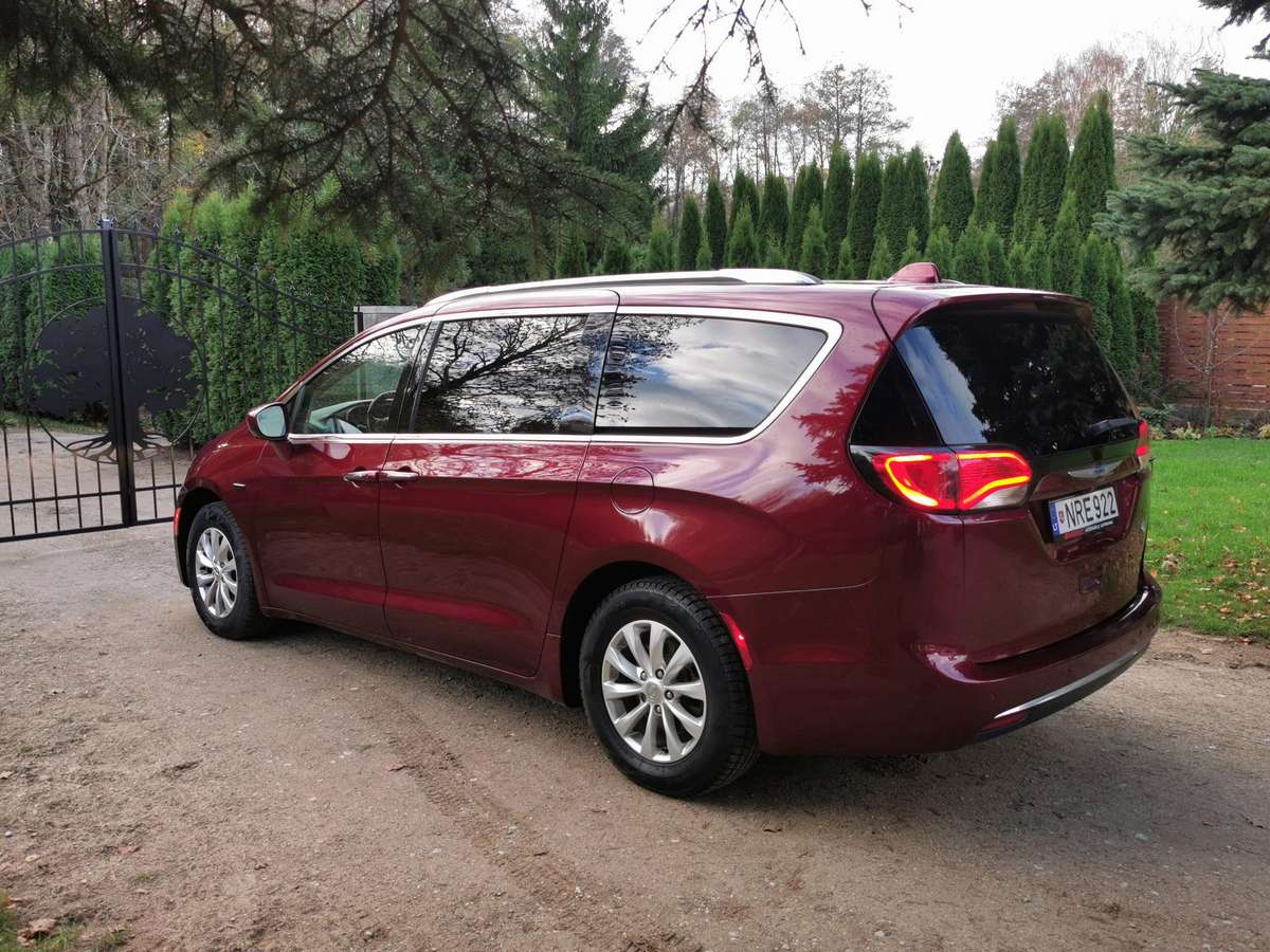 Chrysler Pacifica, 3.6 l., Минивэн