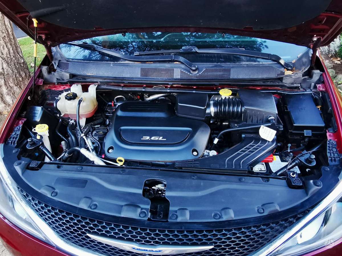 Chrysler Pacifica, 3.6 l., Минивэн