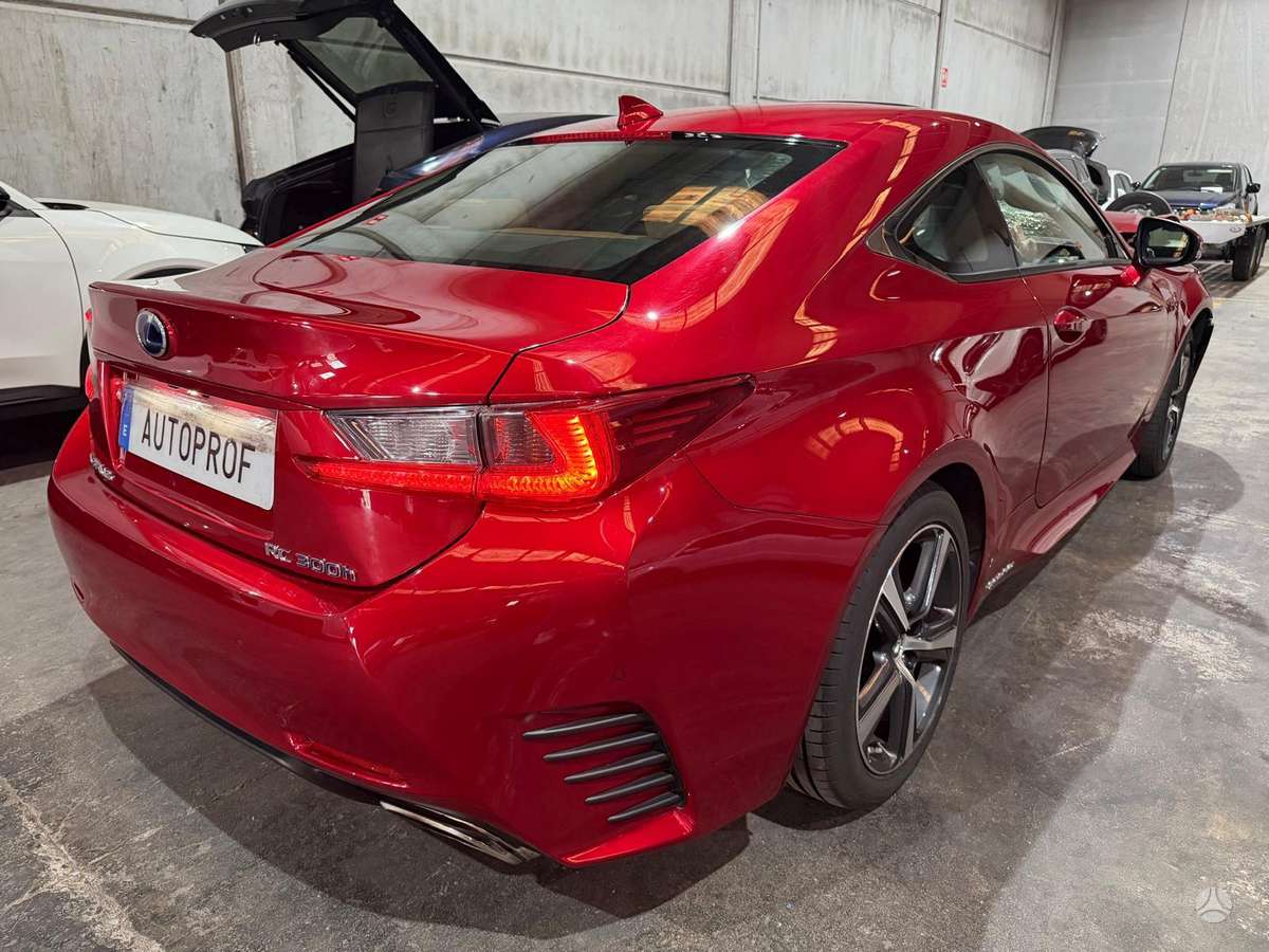 Lexus RC 300h