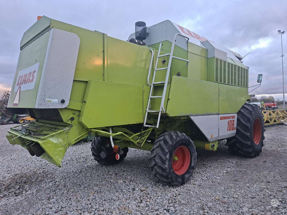 Claas Dominator 108sl, combine harvesters