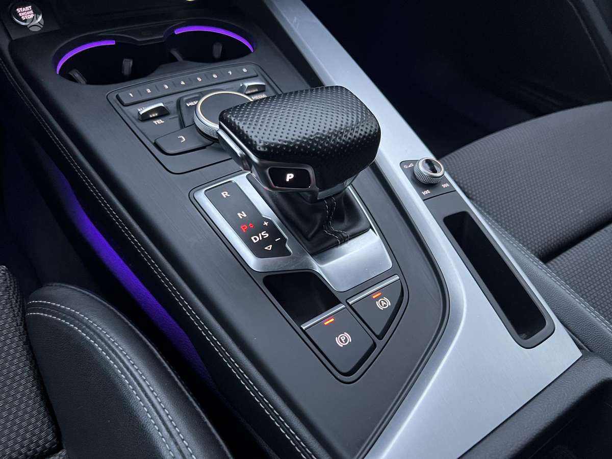 Audi A4, 2.0 l., Универсал