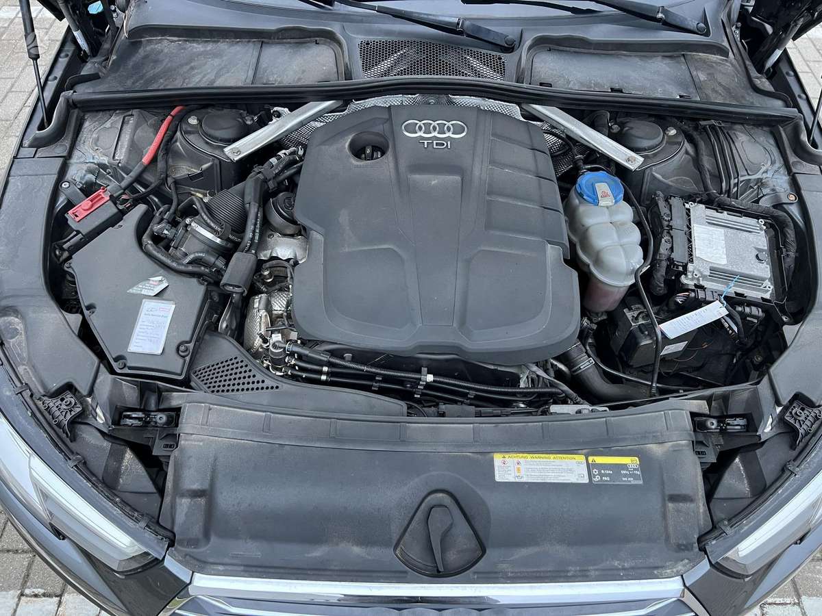 Audi A4, 2.0 l., Универсал